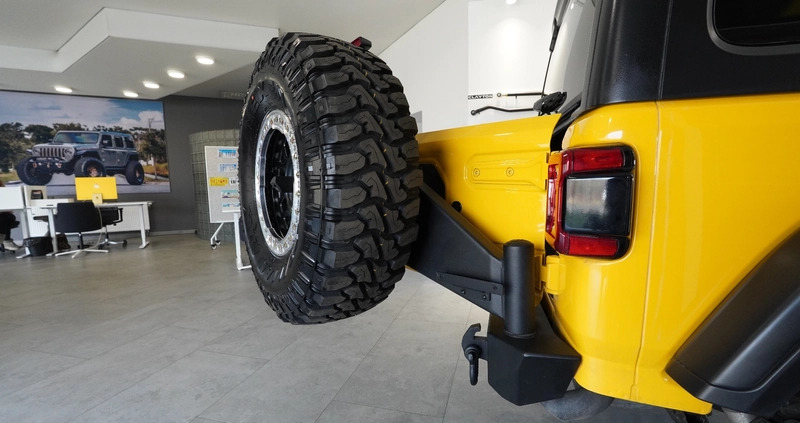 Jeep Wrangler cena 299999 przebieg: 65600, rok produkcji 2021 z Bełchatów małe 121